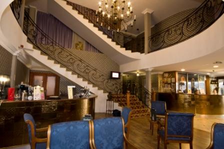 Lobby © Duna Relax & Event Hotel
