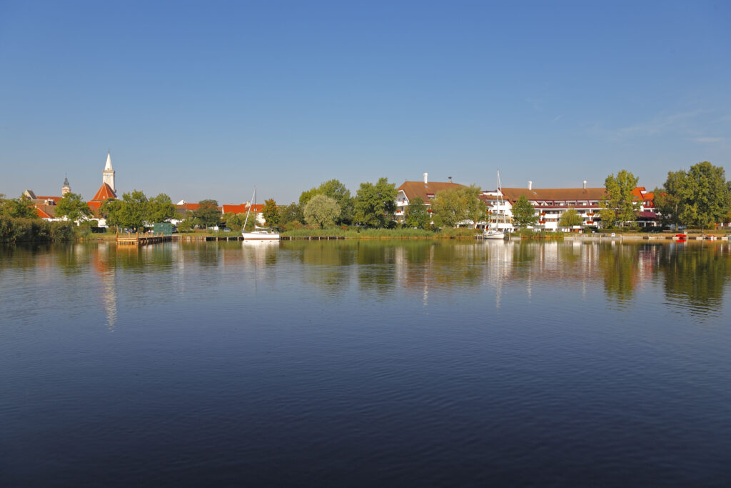 Seehotel Rust, Panorama über den See, (c)groce